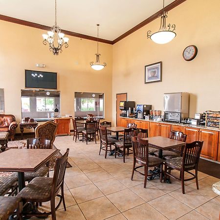 Best Western Plus North Canton Inn & Suites Exteriér fotografie