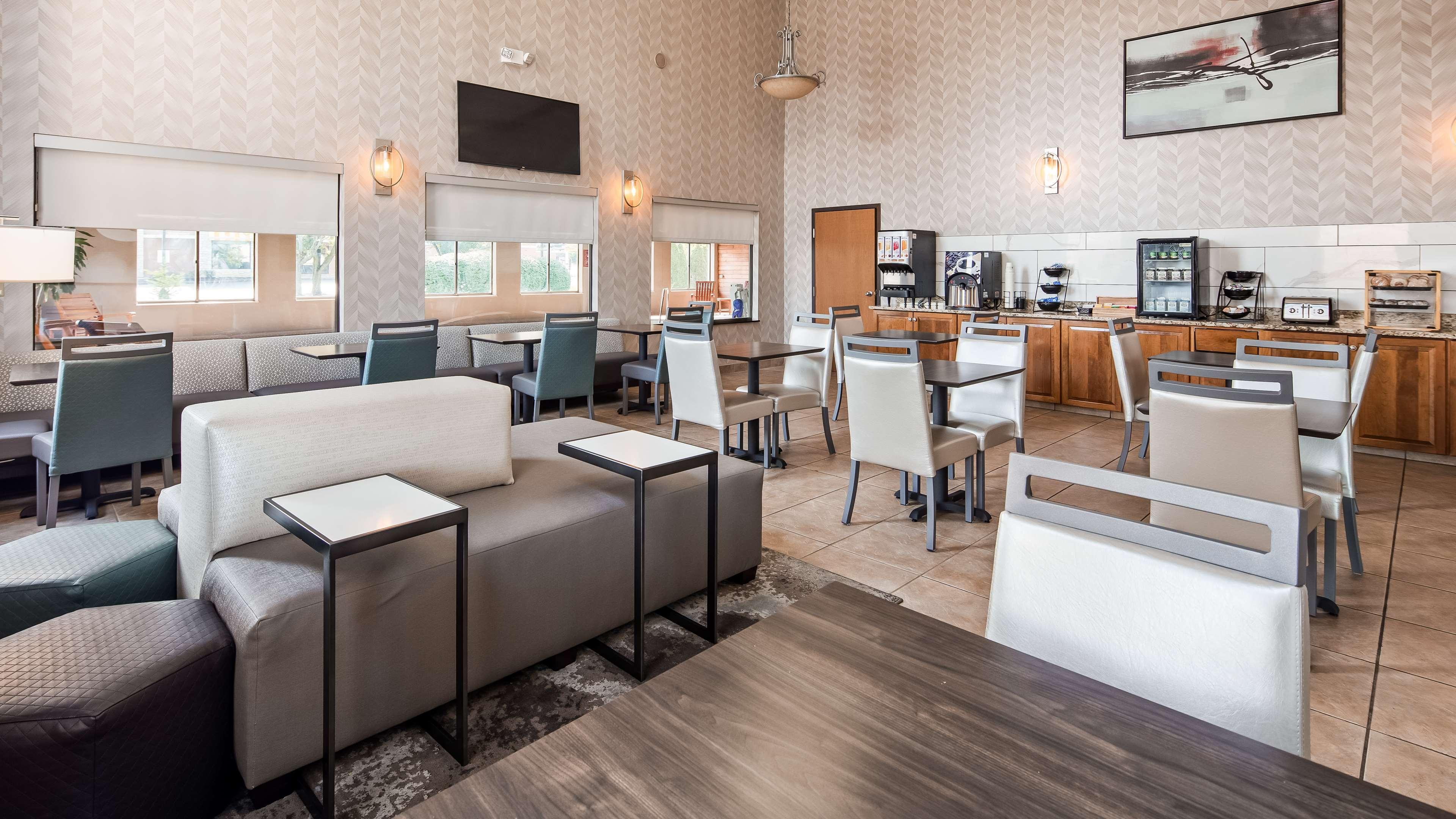 Best Western Plus North Canton Inn & Suites Exteriér fotografie